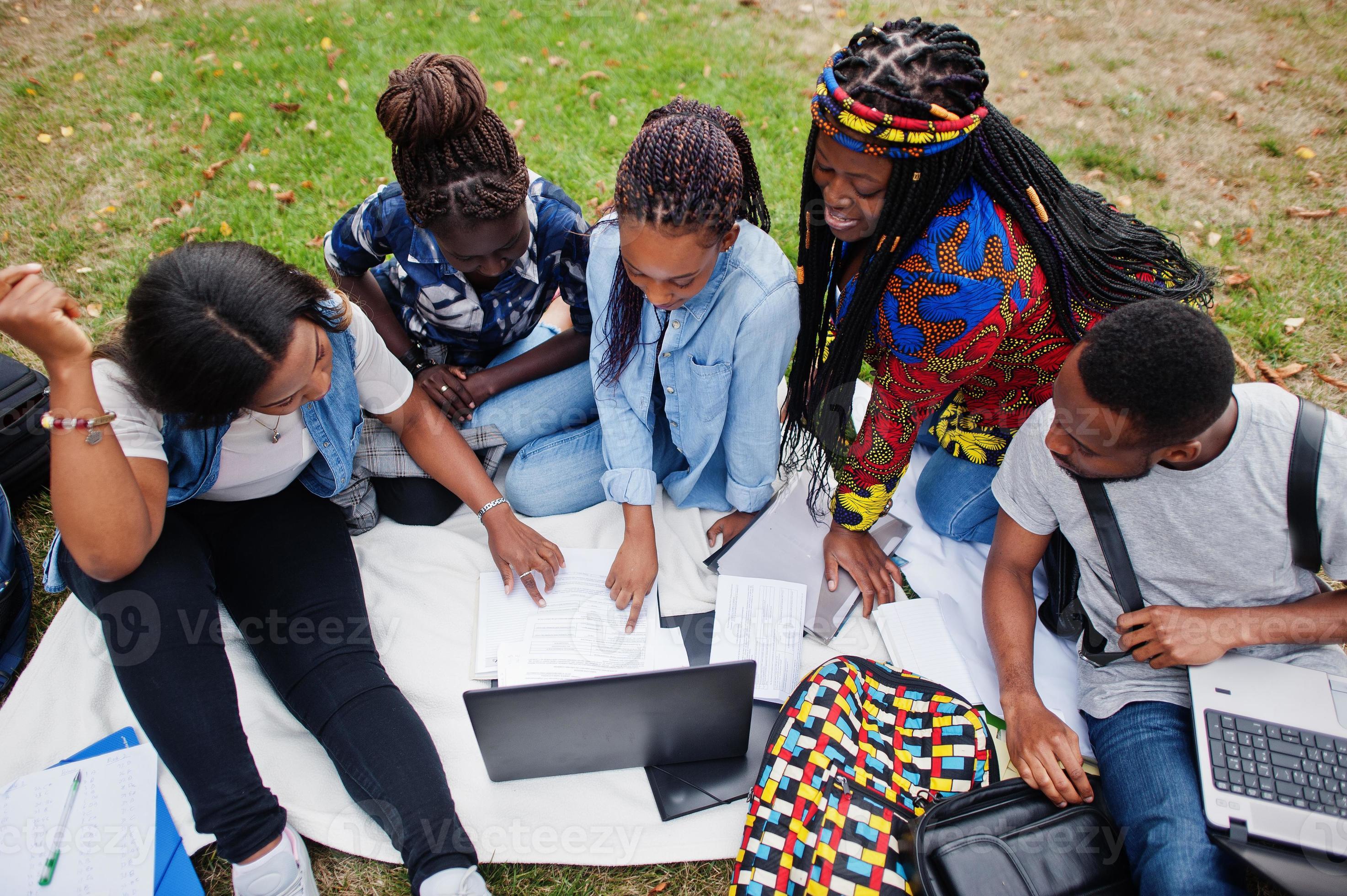 Estudantes africanos no campus
